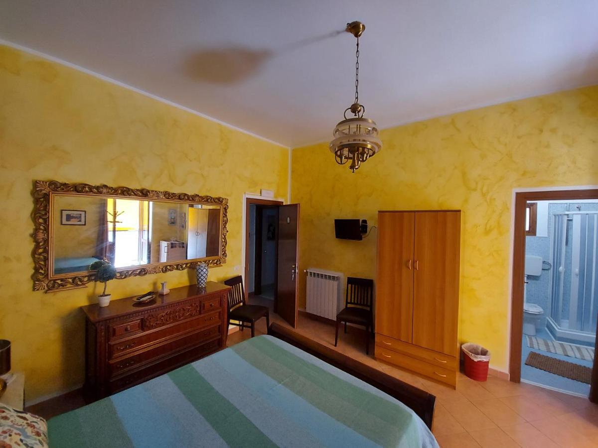 パレルモ ノストラ カーサ スイート Bed & Breakfast エクステリア 写真