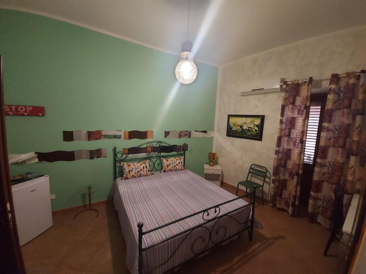 パレルモ ノストラ カーサ スイート Bed & Breakfast エクステリア 写真