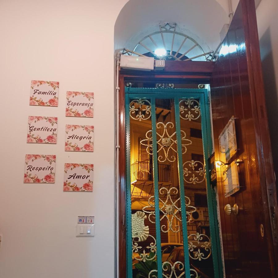 パレルモ ノストラ カーサ スイート Bed & Breakfast エクステリア 写真