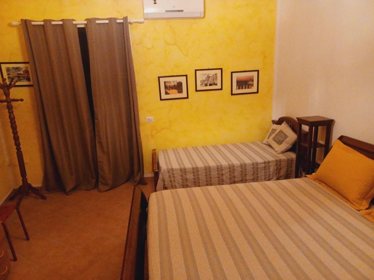 パレルモ ノストラ カーサ スイート Bed & Breakfast エクステリア 写真