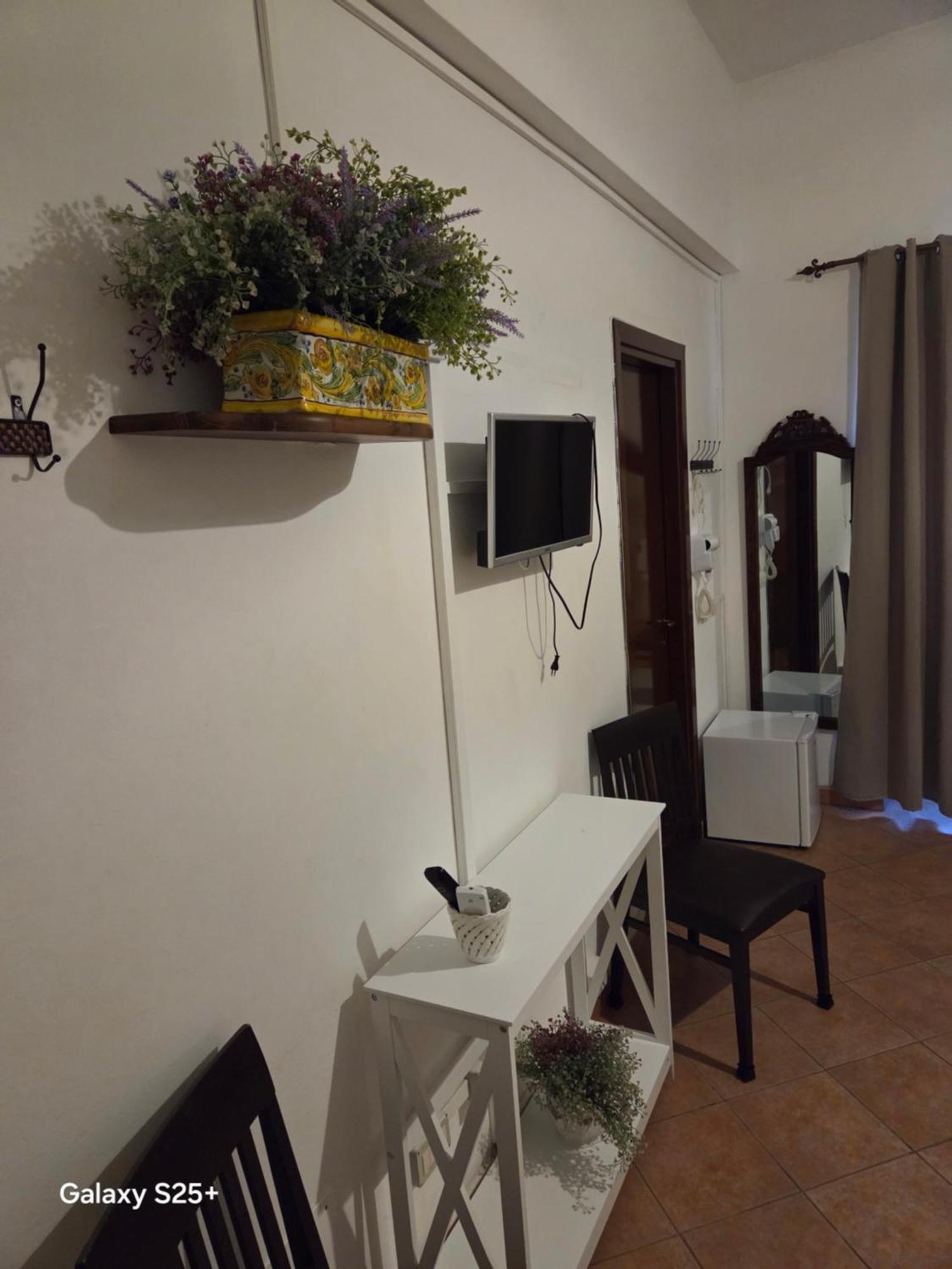 パレルモ ノストラ カーサ スイート Bed & Breakfast エクステリア 写真